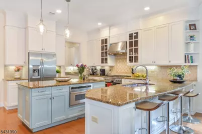 3 Christopher Ct, Montclair, NJ 07042 - Photo 15