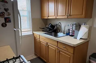725 Joralemon St, Belleville, NJ 07109 - Photo 5