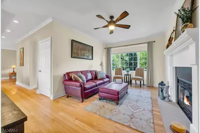 16 Hughey Ln, Hillsborough Township, NJ 08844 - Photo 9
