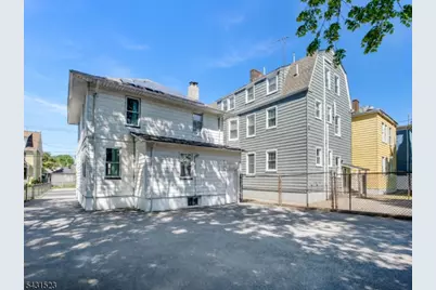 130 Florence Ave, Irvington, NJ 07111 - Photo 3