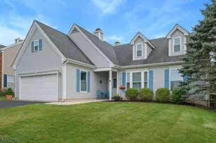 11 Strawberry Hill Rd, Branchburg Township, NJ 08876 - Photo 1