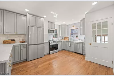 28 Mountain Ave, Bloomfield, NJ 07003 - Photo 9