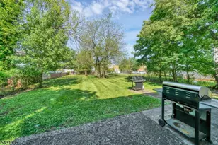 5 Davis Ave, Franklin Township, NJ 08873 - Photo 27