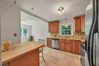 5 Davis Ave, Franklin Township, NJ 08873 - Photo 15