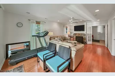 5 Davis Ave, Franklin Township, NJ 08873 - Photo 9