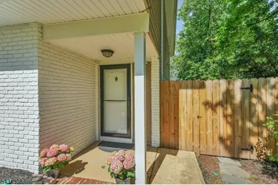 5 Davis Ave, Franklin Township, NJ 08873 - Photo 3