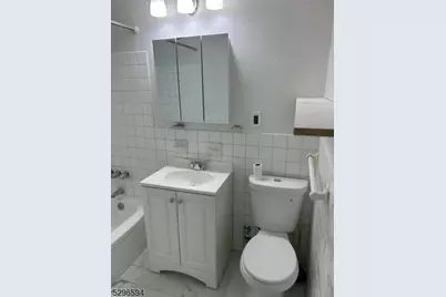 285 Aycrigg Ave #10i, Passaic, NJ 07055 - Photo 27