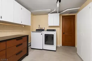 31 Center St, Butler, NJ 07405 - Photo 19