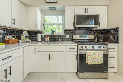 206 Centre St, Nutley, NJ 07110 - Photo 3