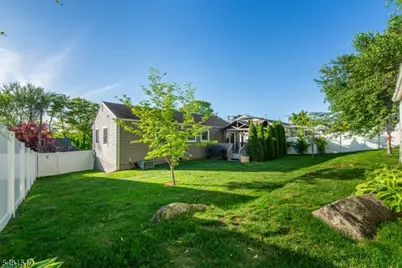540 Herrick Dr, Rockaway Township, NJ 07801 - Photo 7