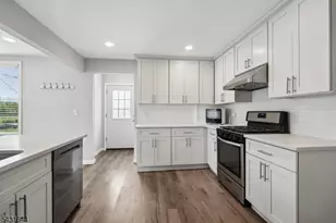 49 Blaine St, Millburn, NJ 07041 - Photo 11