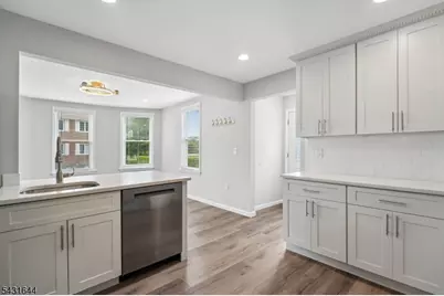 49 Blaine St, Millburn, NJ 07041 - Photo 13