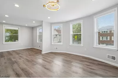 49 Blaine St, Millburn, NJ 07041 - Photo 7
