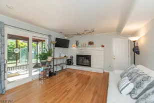 8 Maple Ave, East Hanover Township, NJ 07936 - Photo 13