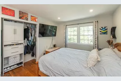 8 Maple Ave, East Hanover Township, NJ 07936 - Photo 19