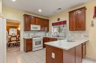 515 Crossfields Ln, Franklin Township, NJ 08873 - Photo 13