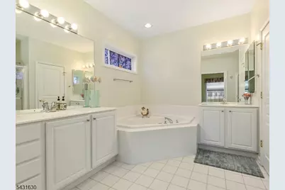 515 Crossfields Ln, Franklin Township, NJ 08873 - Photo 21