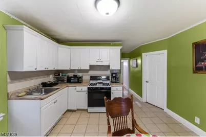 215 - 217 E 16th St #3, Paterson, NJ 07524 - Photo 17