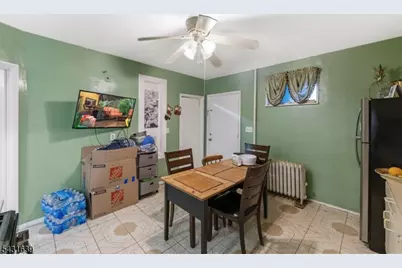 215 - 217 E 16th St #3, Paterson, NJ 07524 - Photo 29