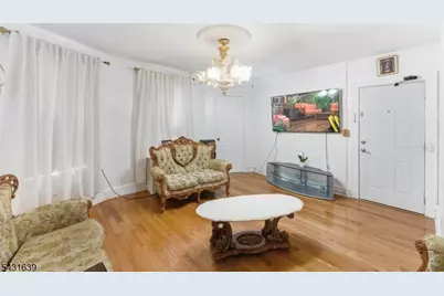 215 - 217 E 16th St #3, Paterson, NJ 07524 - Photo 5