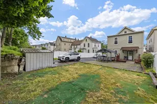 171 Burgess Pl, Passaic, NJ 07055 - Photo 35