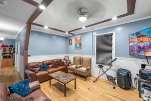 171 Burgess Pl, Passaic, NJ 07055 - Photo 7