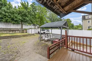 171 Burgess Pl, Passaic, NJ 07055 - Photo 33