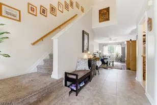 16 Pale Star Ct, Hardyston Township, NJ 07419 - Photo 5