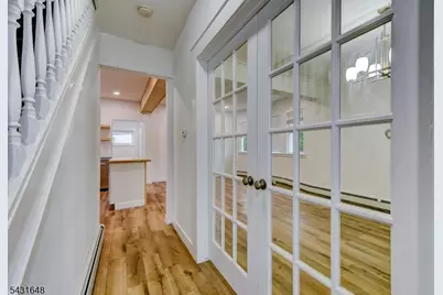 40 Grove St, Elmwood Park, NJ 07407 - Photo 9