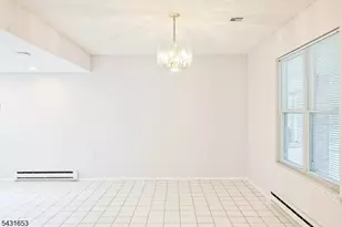 332B Quinton Dr, Monroe Township, NJ 08831 - Photo 9