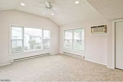 332B Quinton Dr, Monroe Township, NJ 08831 - Photo 17