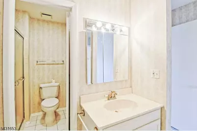 332B Quinton Dr, Monroe Township, NJ 08831 - Photo 15