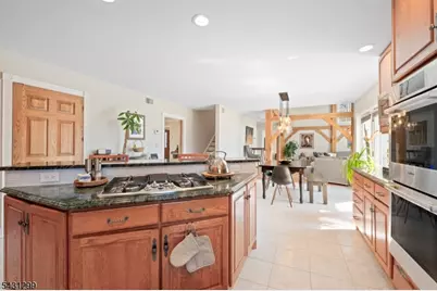 25 Carsdale Ct, Montgomery Township, NJ 08502 - Photo 29