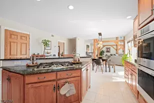 25 Carsdale Ct, Montgomery Township, NJ 08502 - Photo 29