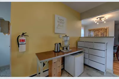 156 Little Falls Rd, Cedar Grove, NJ 07009 - Photo 15