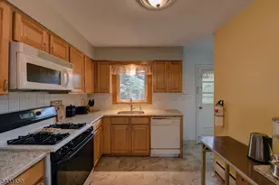 156 Little Falls Rd, Cedar Grove, NJ 07009 - Photo 9