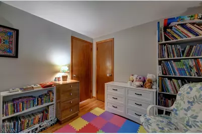156 Little Falls Rd, Cedar Grove, NJ 07009 - Photo 13
