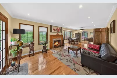 16 Columbus Rd, Sparta Township, NJ 07871 - Photo 9