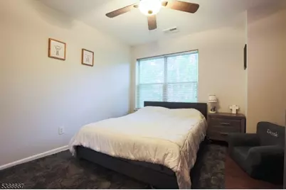 8409 Brittany Dr, Wayne Twp., NJ 07470 - Photo 23