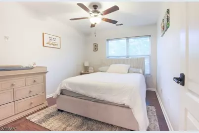 8409 Brittany Dr, Wayne Twp., NJ 07470 - Photo 25
