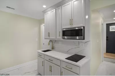 46 Fordham Trl, Hopatcong, NJ 07843 - Photo 17