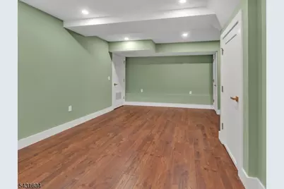 24 Overlook Ter, Maplewood, NJ 07040 - Photo 29