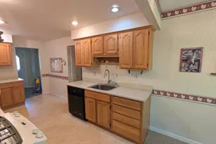 31 Cascade Way, Butler, NJ 07405 - Photo 7