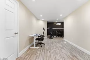10 Cedar Ct, Raritan Township, NJ 08822 - Photo 13