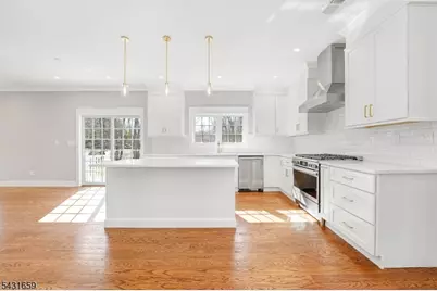 1 Lourdes Ct, Andover Township, NJ 07860 - Photo 5