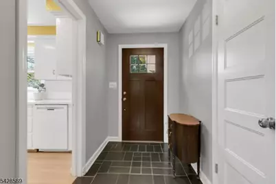 492 King George Rd, Bernards Township, NJ 07920 - Photo 3