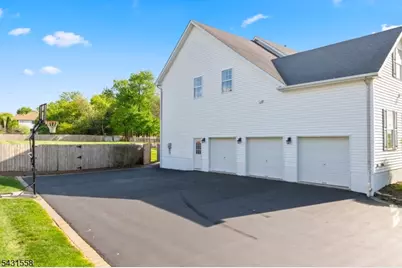 34 White Meadow Rd, Hillsborough Township, NJ 08844 - Photo 5