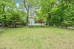 159 Park St, Montclair Twp., NJ 07042 - Photo 33