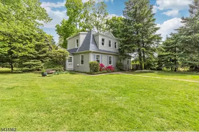 159 Park St, Montclair Twp., NJ 07042 - Photo 25