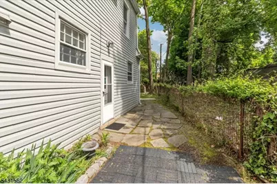 159 Park St, Montclair Twp., NJ 07042 - Photo 31